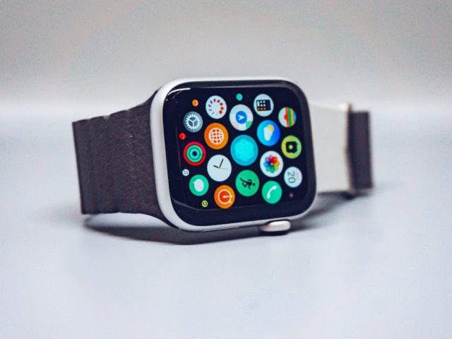 Apple Watch pour suivi santé et activité — guide factuel