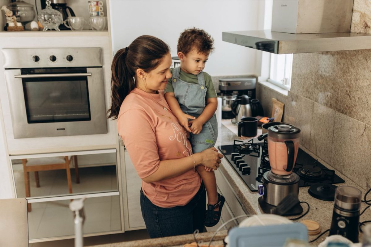 Thermomix ou Cookeo : lequel remplace plusieurs appareils ?
